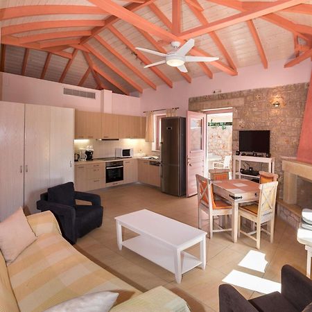 Athena'S Cottage Stoupa Luaran gambar